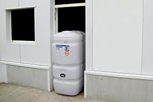 Cuve étroite : passe par une porte