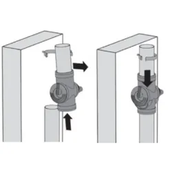 Montage push-fit : emboîter le filtre pour eau de pluie sur la descente existante avant raccordement à la citerne.