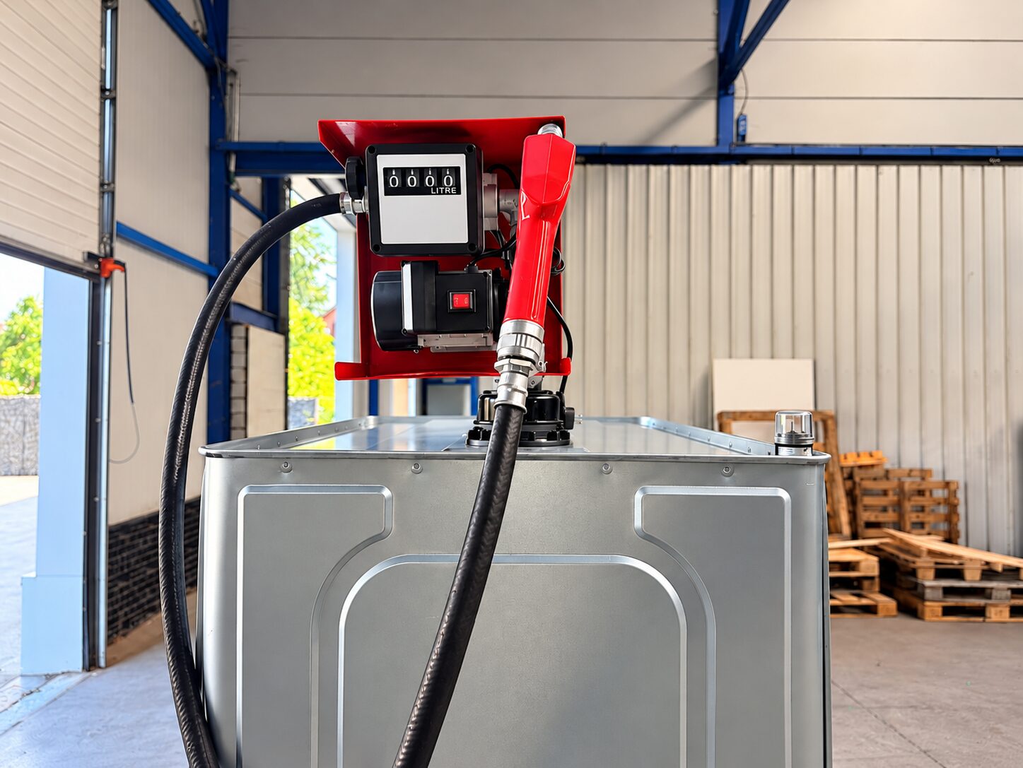 Cuve à mazout galvanisée 1000L avec pompe – détail de la pompe