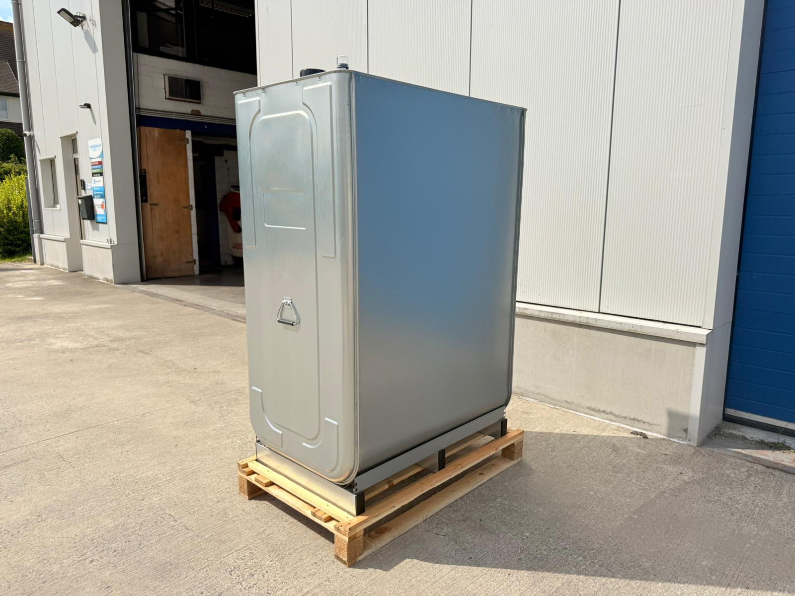 mazouttank-verzinkt-1000l-dubbelwandig-metaal-en-kunststof-2-mazouttank-verzinkt-1000-liter-2