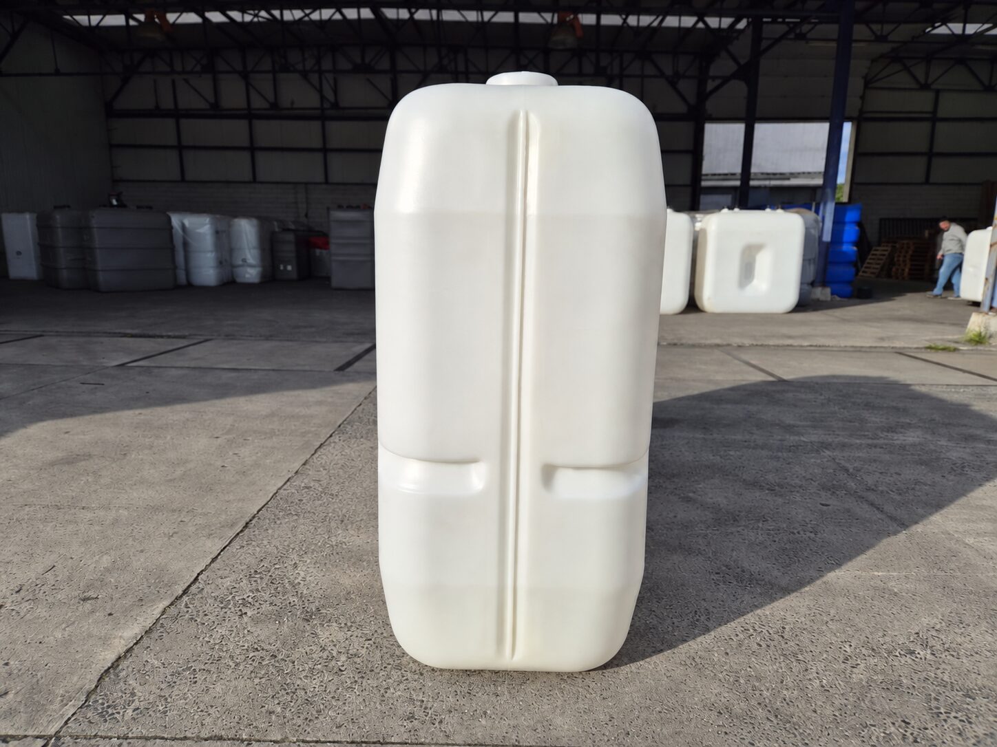 cuve a mazout 2000 litres simple paroi (2)