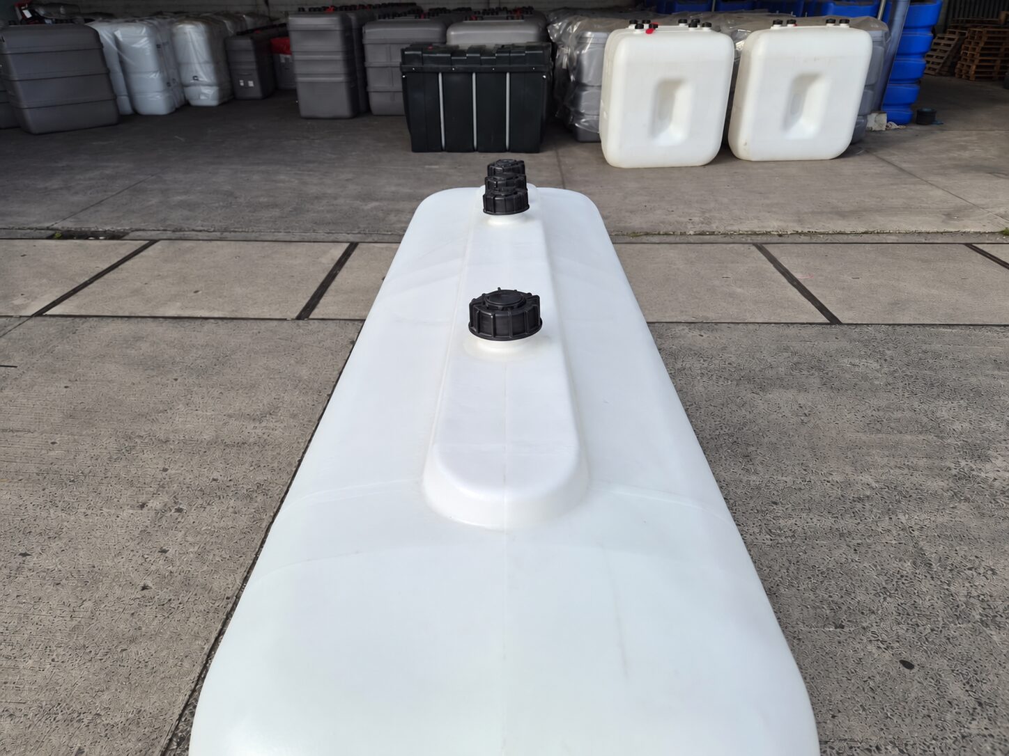 cuve a mazout 2000 litres simple paroi (4)