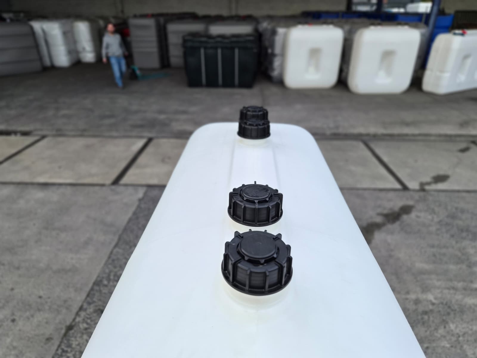 cuve-mazout-1500l-blanc-3