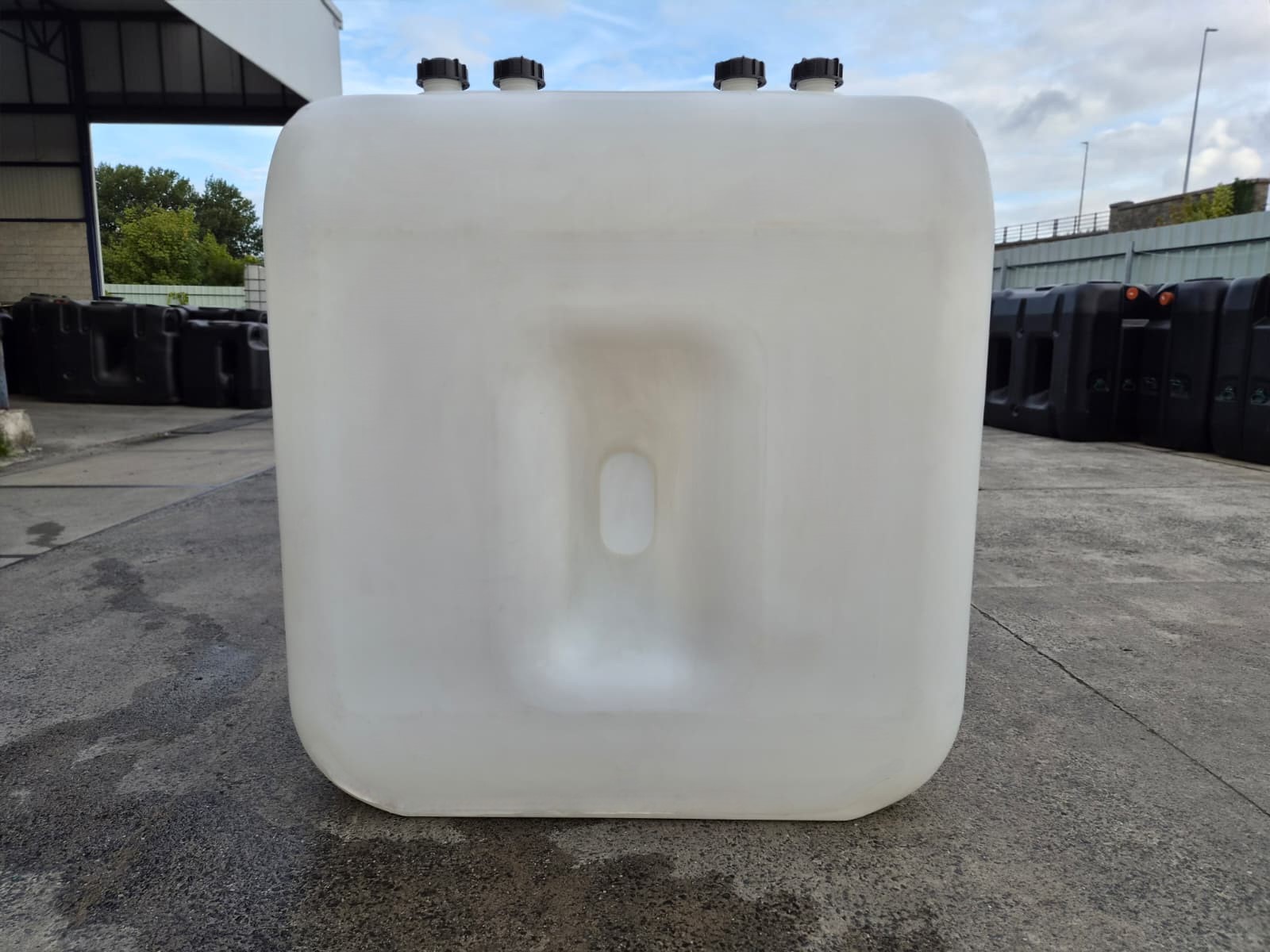 cuve-mazout-1500l-blanc-5