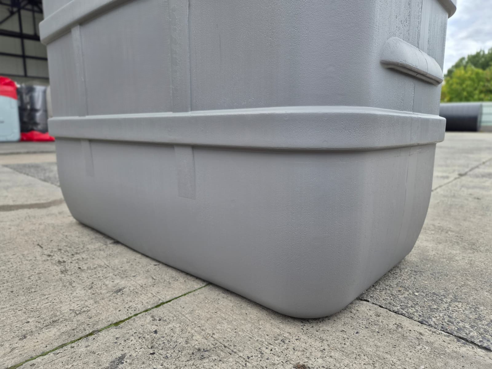 cuve-mazout-2000l-gris-uv-1