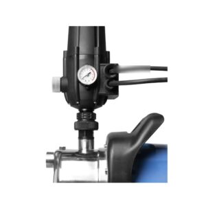 Pressostat avec protection contre la marche à sec monté sur le raccord de refoulement d'une pompe à eau